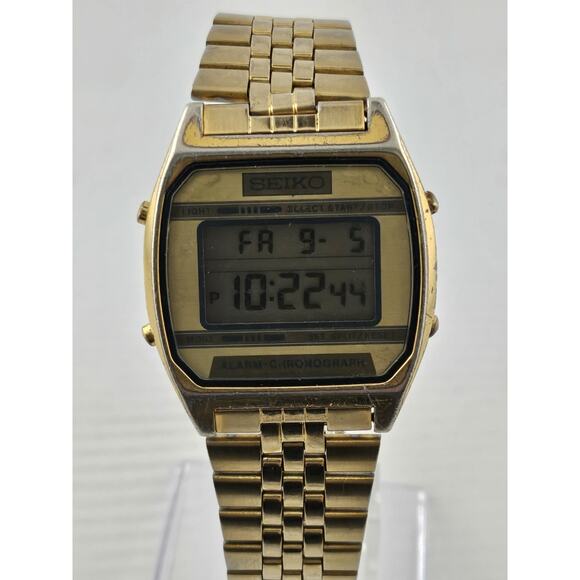 Rare Vintage Men's Seiko A904-5199 Multifunction Quartz Watch Runs New Battery - Picture 1 of 13